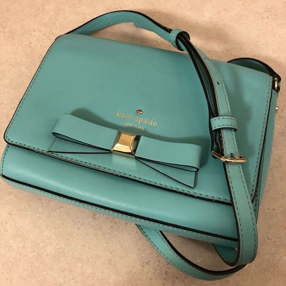 kate spade Handbags - ♠️Kate Spade Crossbody Bag♠️